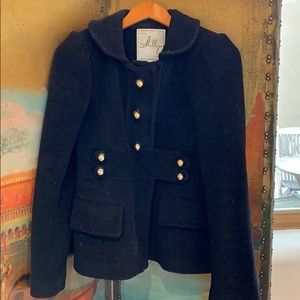 Beyond adorable Milly coat!  🖤🖤🖤 Amazing buttons!!!!